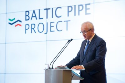 [Zdjęcie: Konferencja prasowa dotyczaca podjecia decyzji inwestycyjnych dla projektu Baltic Pipe; n/z Krzysztof Tchorzewski - Minister Energii; Forum]